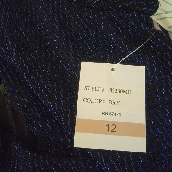 NWT Black/Blue evening dress size 12  Beautiful - Picture 4 of 4